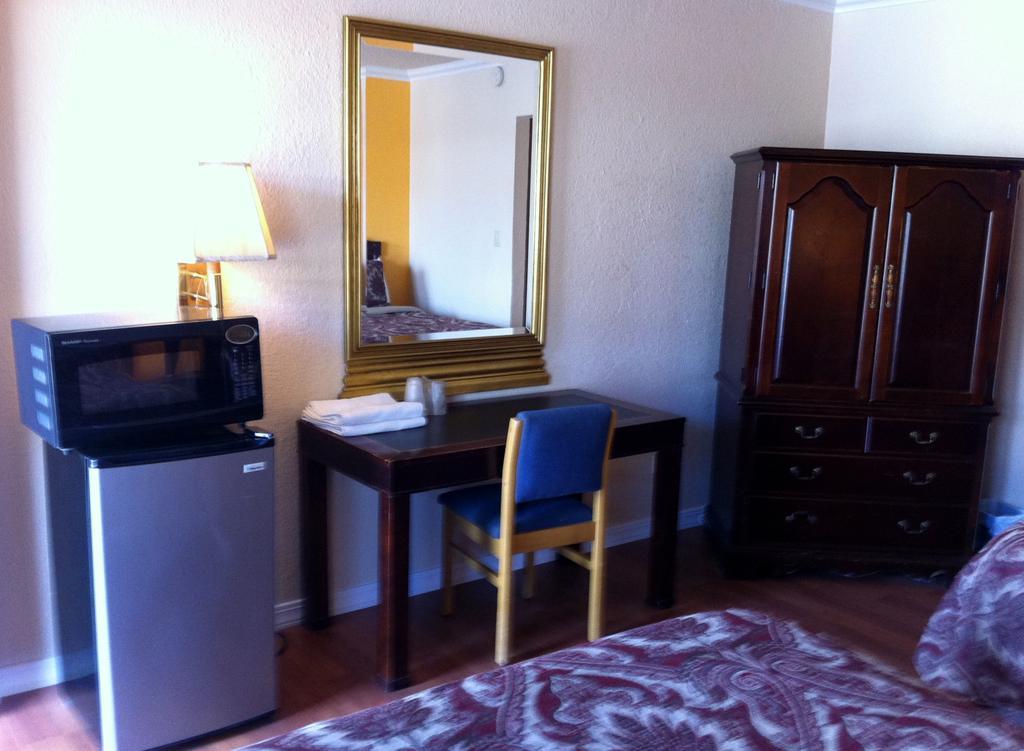 Holiday Motel - Fresno Habitación foto
